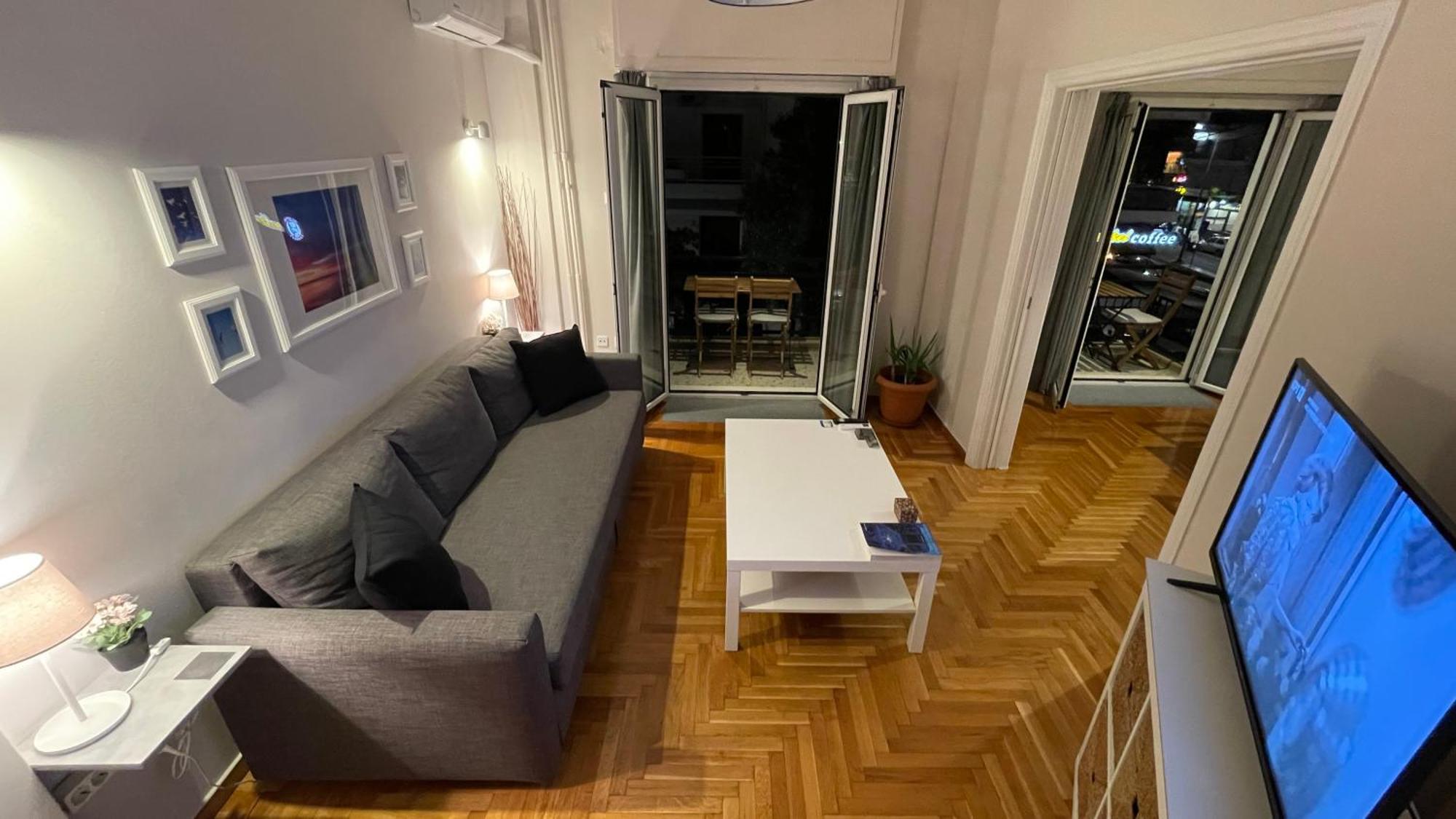 4 Newly Renovated Charming Apartments Steps From Panormou Metro Station Atina Oda fotoğraf