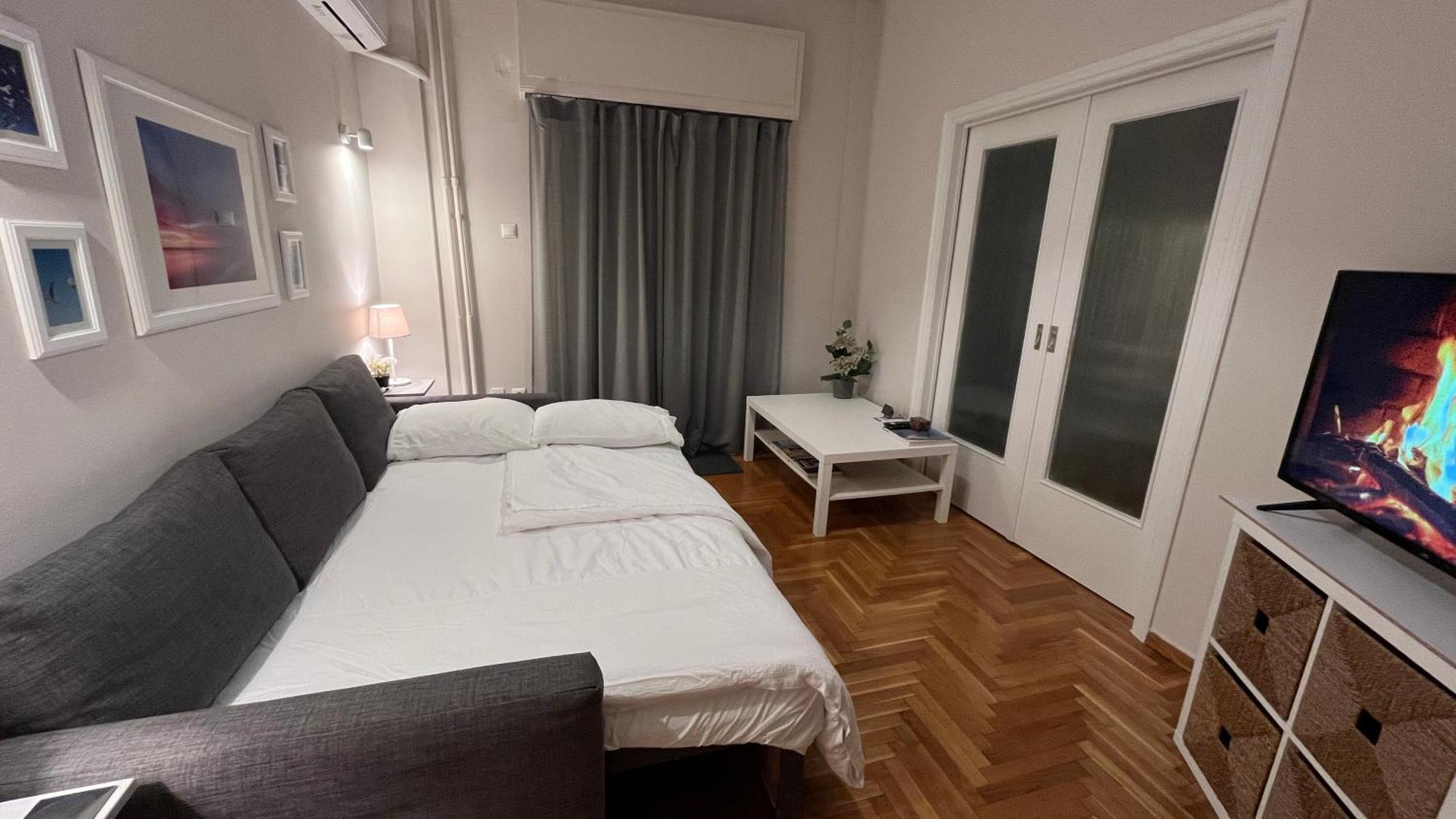4 Newly Renovated Charming Apartments Steps From Panormou Metro Station Atina Oda fotoğraf